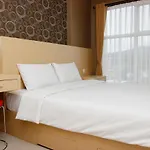 Ten Eleven Living Point